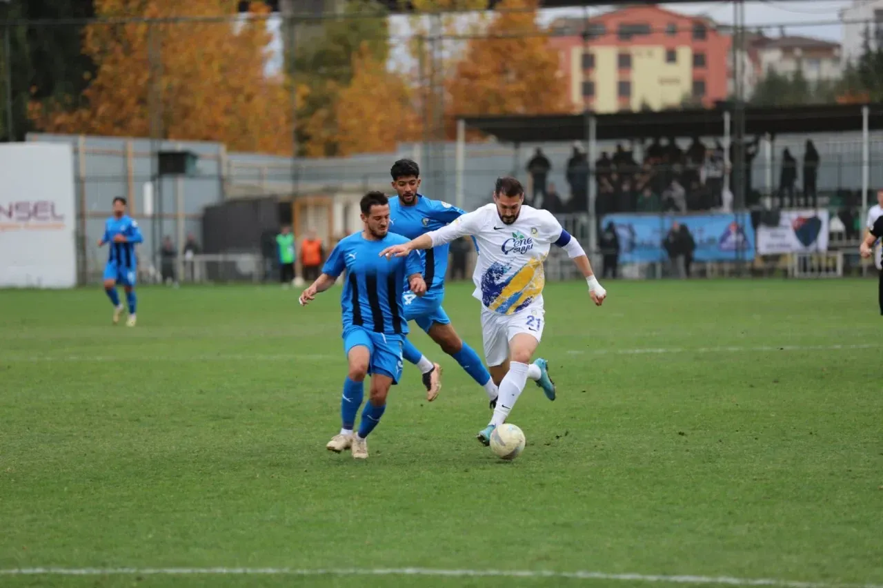 Belediye Derincespor’da rota Beyoğlu Yeni Çarşı